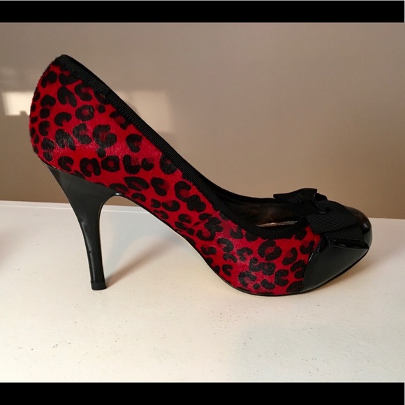 White House Black Market Shoes - White House Black Market Naomi Heels Animal Print